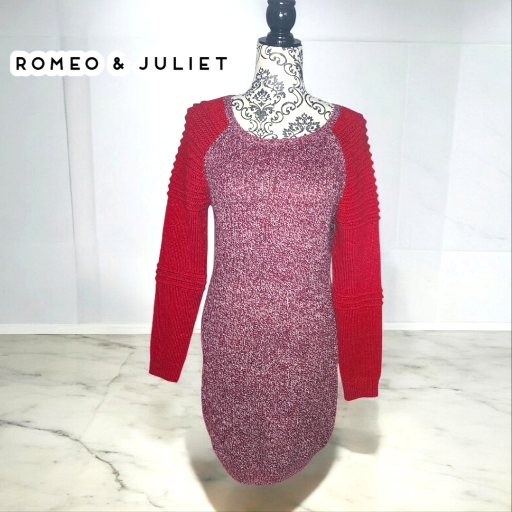 ROMEO + JULIET Red Knit Long Sleeve Dress- Medium